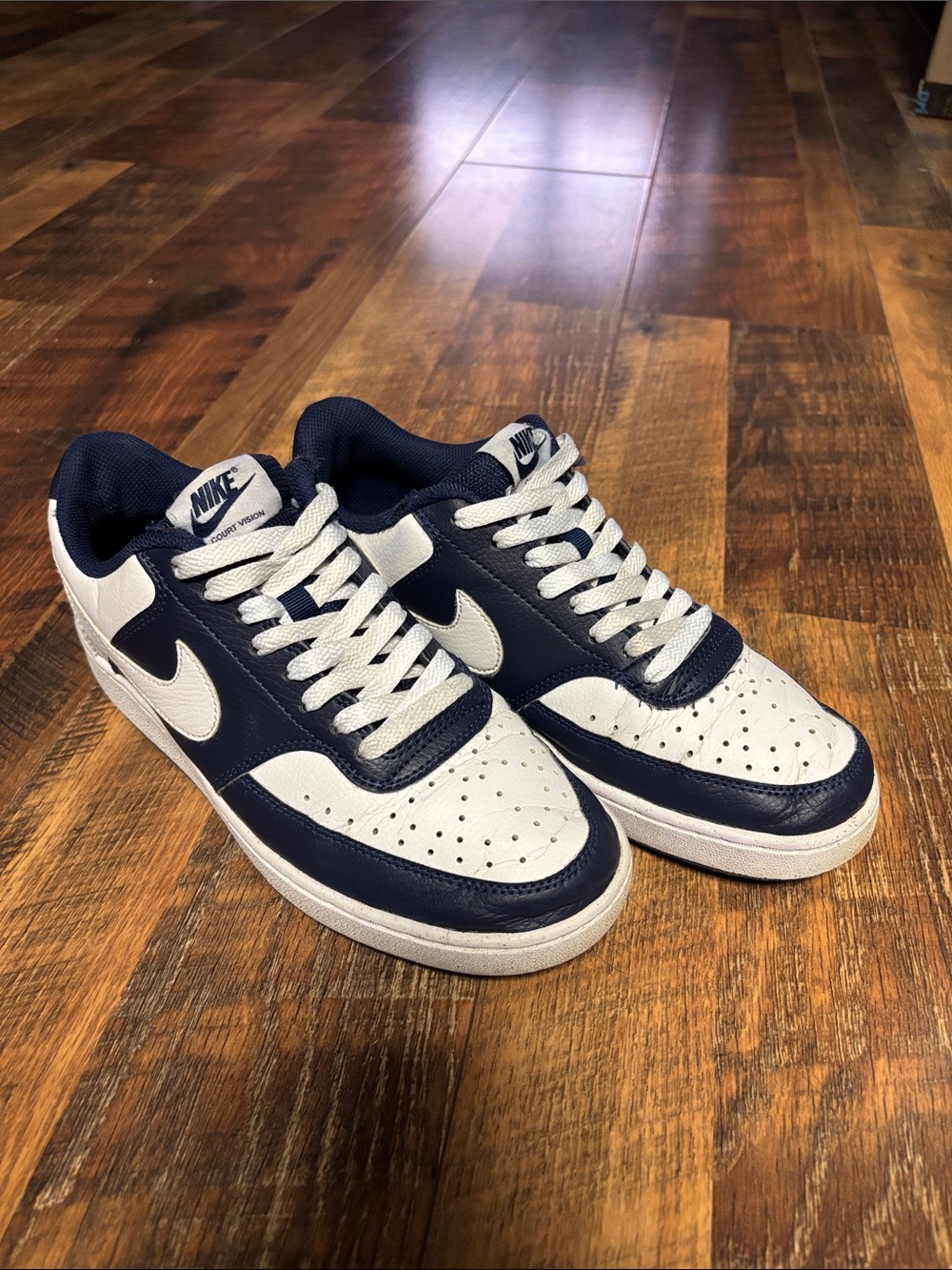 Nike Men’s Navy and White Low-Top Sneakers - Classic Swoosh